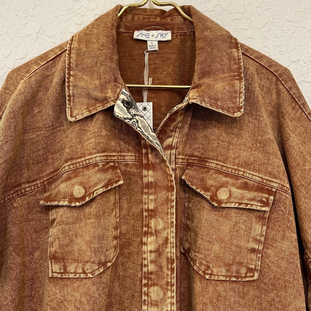 She + Sky Brown Corduroy Shacket Distressed Snake Print NWT L - Picture 2 of 9
